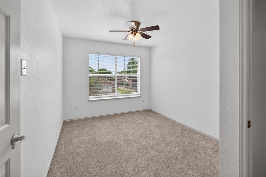 1321 Iron Horse Street, Wylie, TX 75098 1321 Iron Horse Street, Wylie, TX 75098