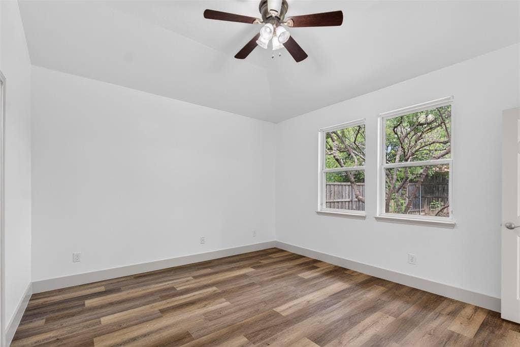1321 Iron Horse Street, Wylie, TX 75098 1321 Iron Horse Street, Wylie, TX 75098