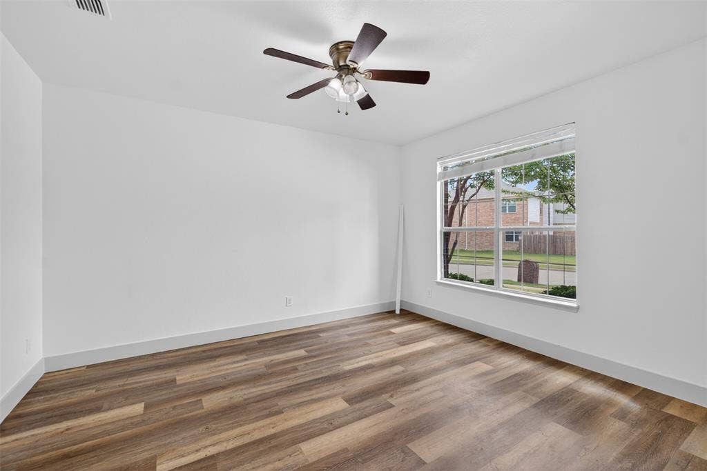 1321 Iron Horse Street, Wylie, TX 75098 1321 Iron Horse Street, Wylie, TX 75098