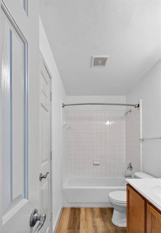 1321 Iron Horse Street, Wylie, TX 75098 1321 Iron Horse Street, Wylie, TX 75098