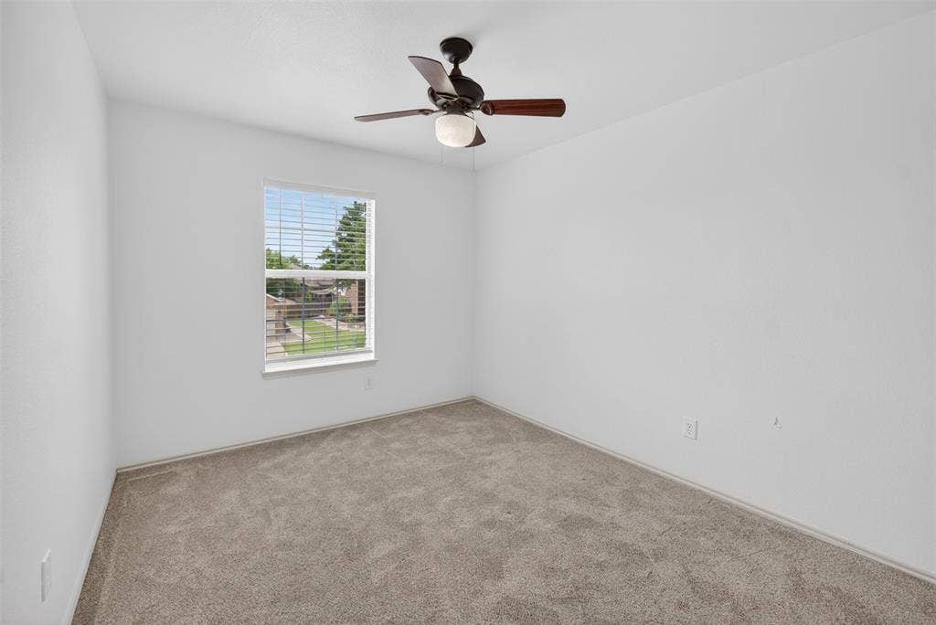 1321 Iron Horse Street, Wylie, TX 75098 1321 Iron Horse Street, Wylie, TX 75098