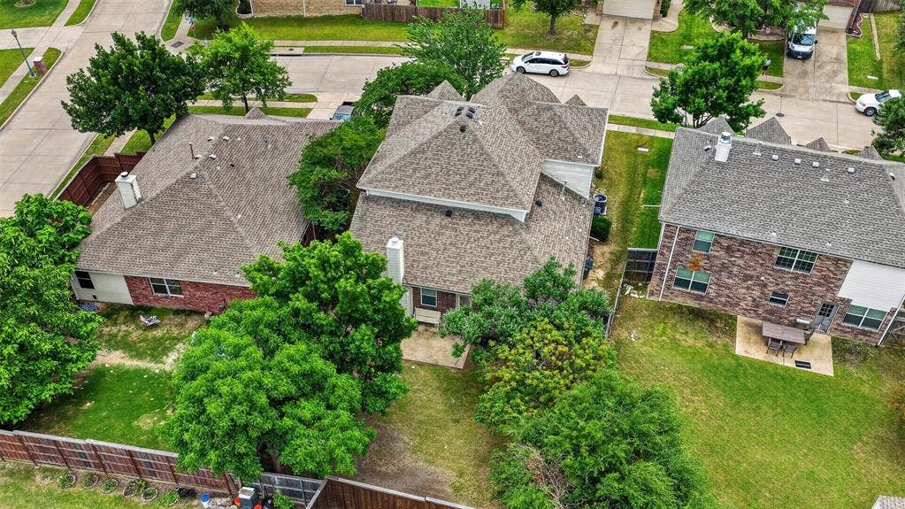 1321 Iron Horse Street, Wylie, TX 75098 1321 Iron Horse Street, Wylie, TX 75098