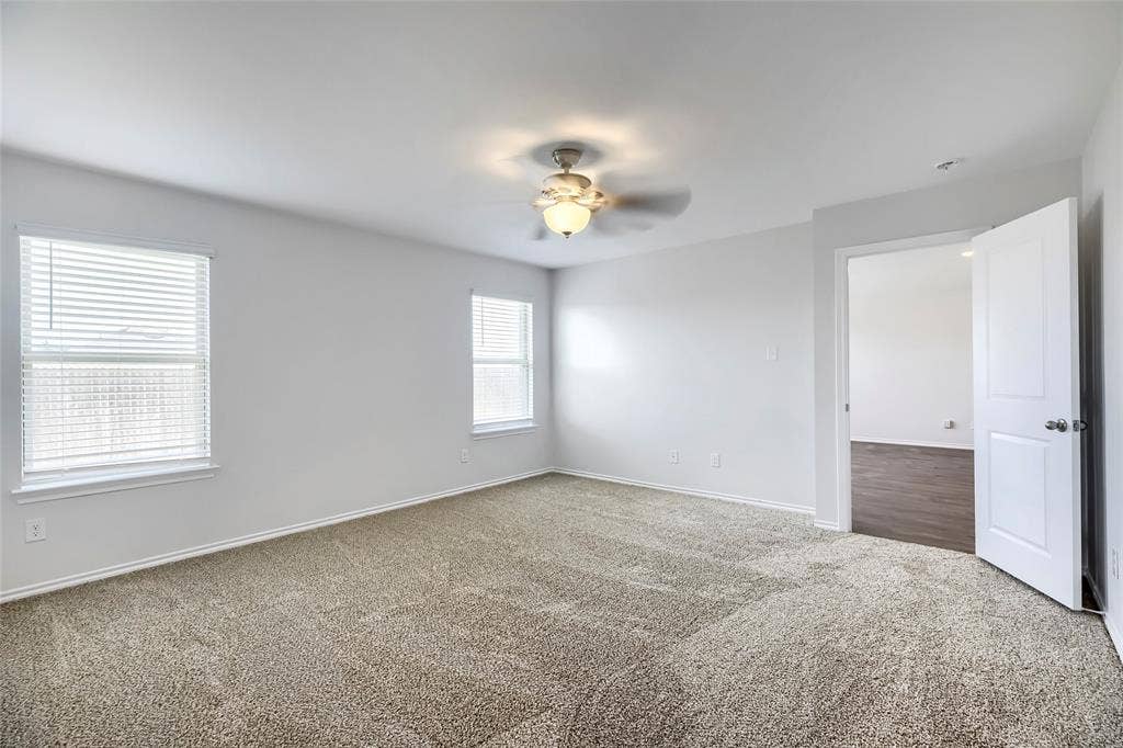 3327 Hawkins Drive, Fate, TX 75189 3327 Hawkins Drive, Fate, TX 75189