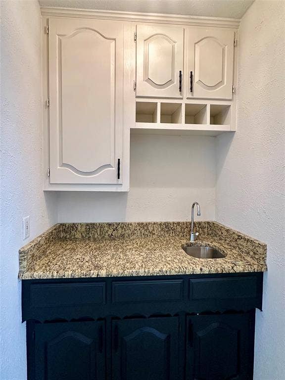 7145 Crooked Oak Drive, Dallas, TX 75248 7145 Crooked Oak Drive, Dallas, TX 75248