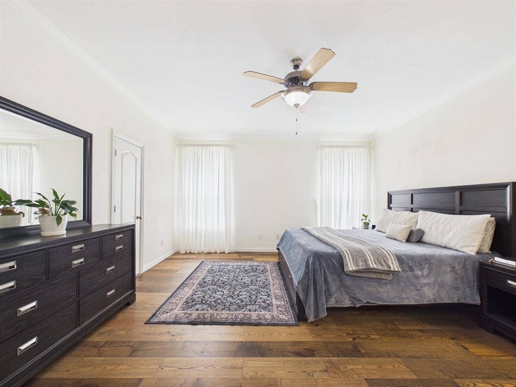 5640 Jennifer Lane, Midlothian, TX 76065 master bedroom