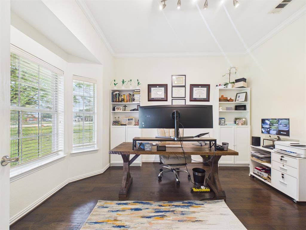 5640 Jennifer Lane, Midlothian, TX 76065 Wonderful bay window