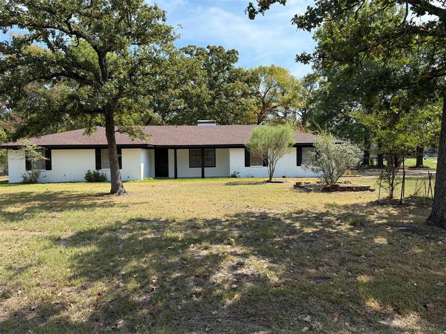 Property photo for 1 Oakridge Circle, Star Harbor, TX