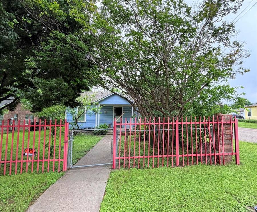 Property photo for 2724 Flint Avenue, Waco, TX