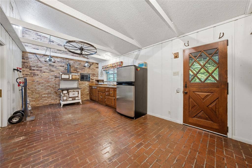11222 County Road 1201, Malakoff, TX 75148 11222 County Road 1201, Malakoff, TX 75148