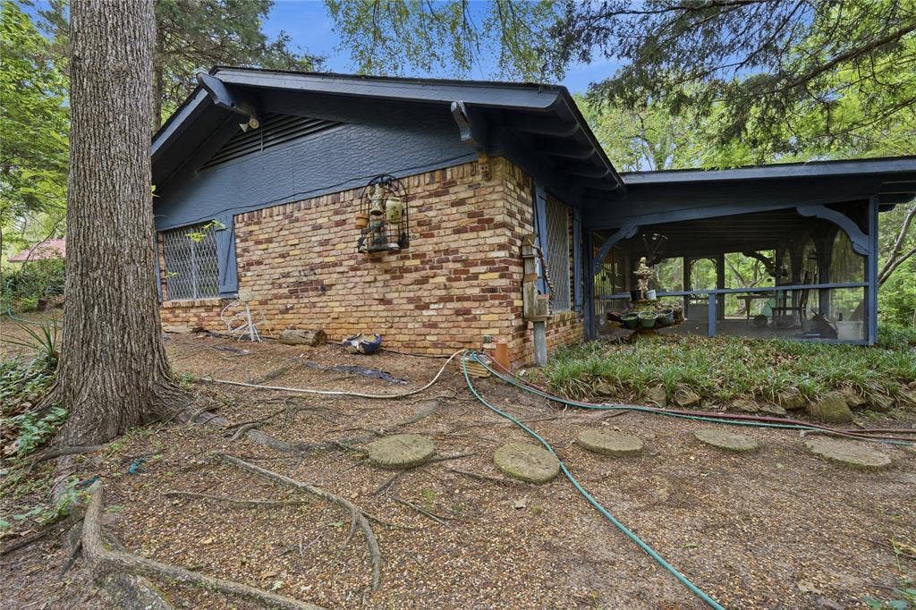 11222 County Road 1201, Malakoff, TX 75148 Main House