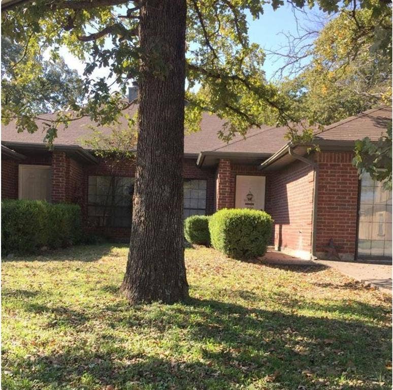 Property photo for 316 Lochridge Drive, Azle, TX