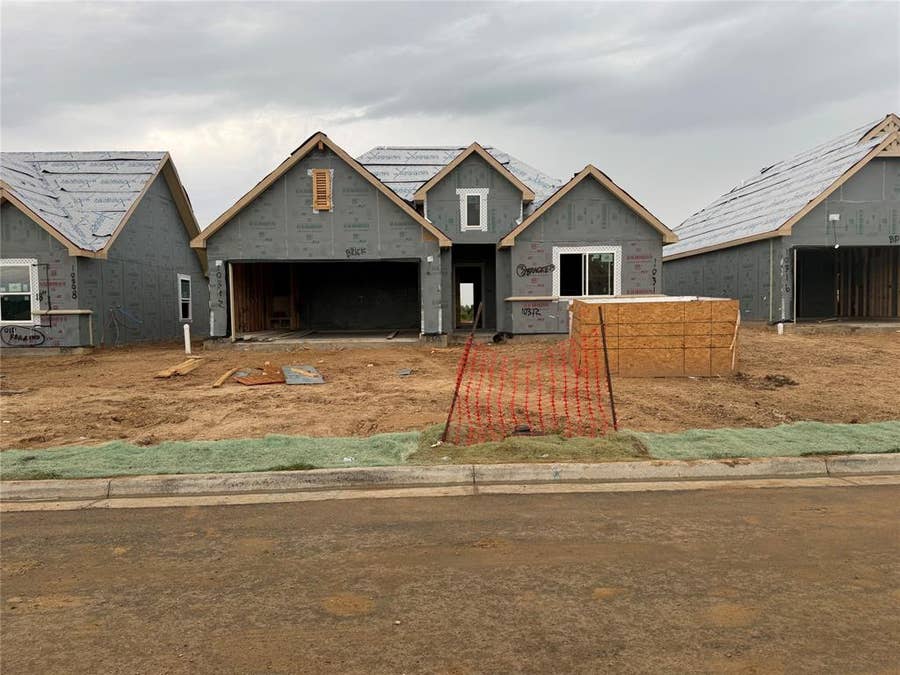 Property photo for 10312 Neptune Court, Waco, TX