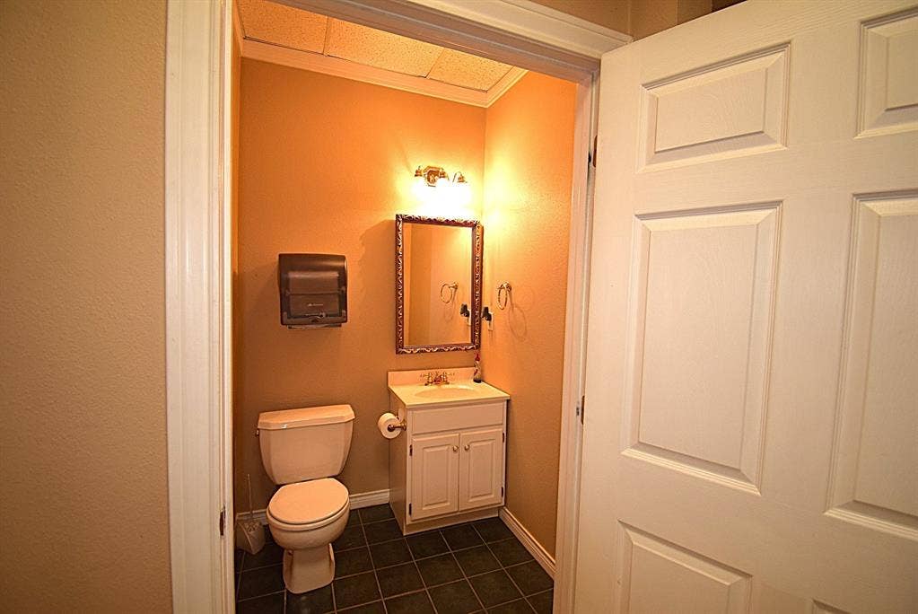 1001 E Cedar Creek Parkway, Seven Points, TX 75143 1001 E Cedar Creek Parkway, Seven Points, TX 75143