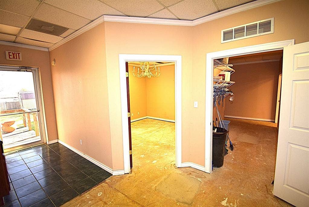 1001 E Cedar Creek Parkway, Seven Points, TX 75143 1001 E Cedar Creek Parkway, Seven Points, TX 75143