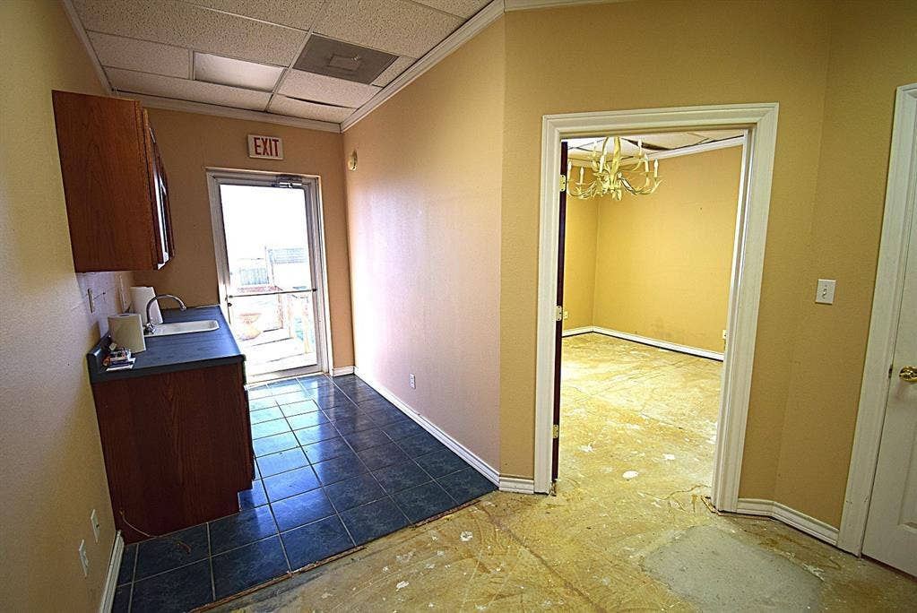 1001 E Cedar Creek Parkway, Seven Points, TX 75143 1001 E Cedar Creek Parkway, Seven Points, TX 75143