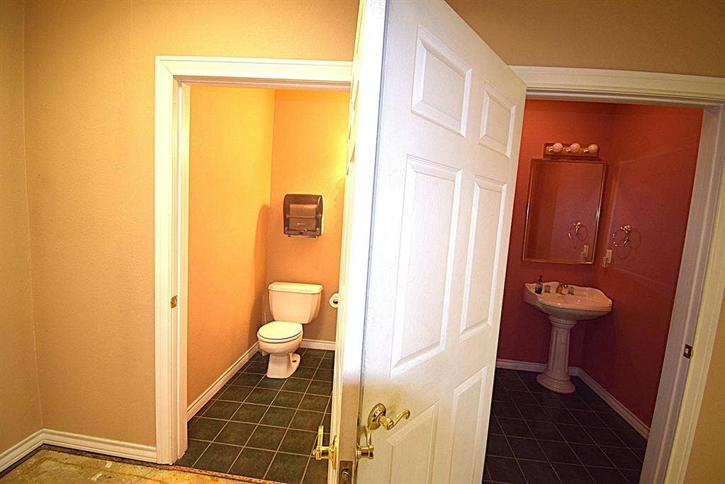 1001 E Cedar Creek Parkway, Seven Points, TX 75143 1001 E Cedar Creek Parkway, Seven Points, TX 75143