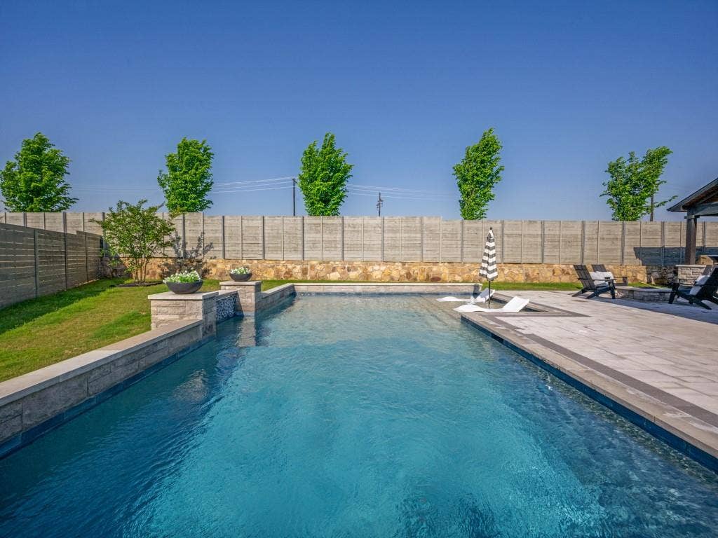 2001 Tremont Drive, Argyle, TX 76226 2001 Tremont Drive, Argyle, TX 76226