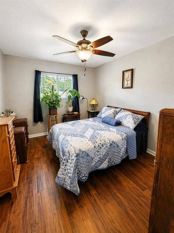 5230 Fm 2495, Athens, TX 75752 Bedroom featuring wood-finish flooring, a ceiling fan with integrated lighting, and a single window with blinds