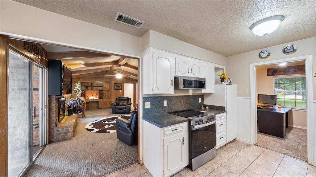 313 Shadywood Lane, Seagoville, TX 75159 313 Shadywood Lane, Seagoville, TX 75159