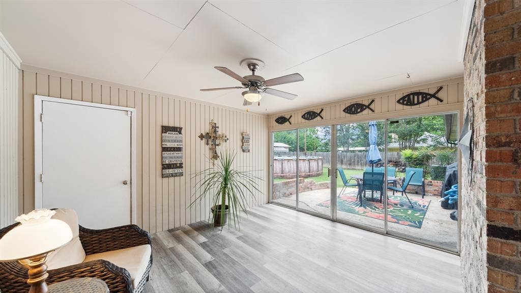 313 Shadywood Lane, Seagoville, TX 75159 Sunroom
