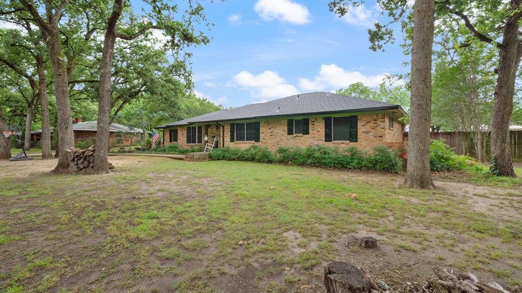 313 Shadywood Lane, Seagoville, TX 75159 313 Shadywood Lane, Seagoville, TX 75159