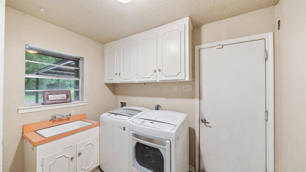 313 Shadywood Lane, Seagoville, TX 75159 313 Shadywood Lane, Seagoville, TX 75159