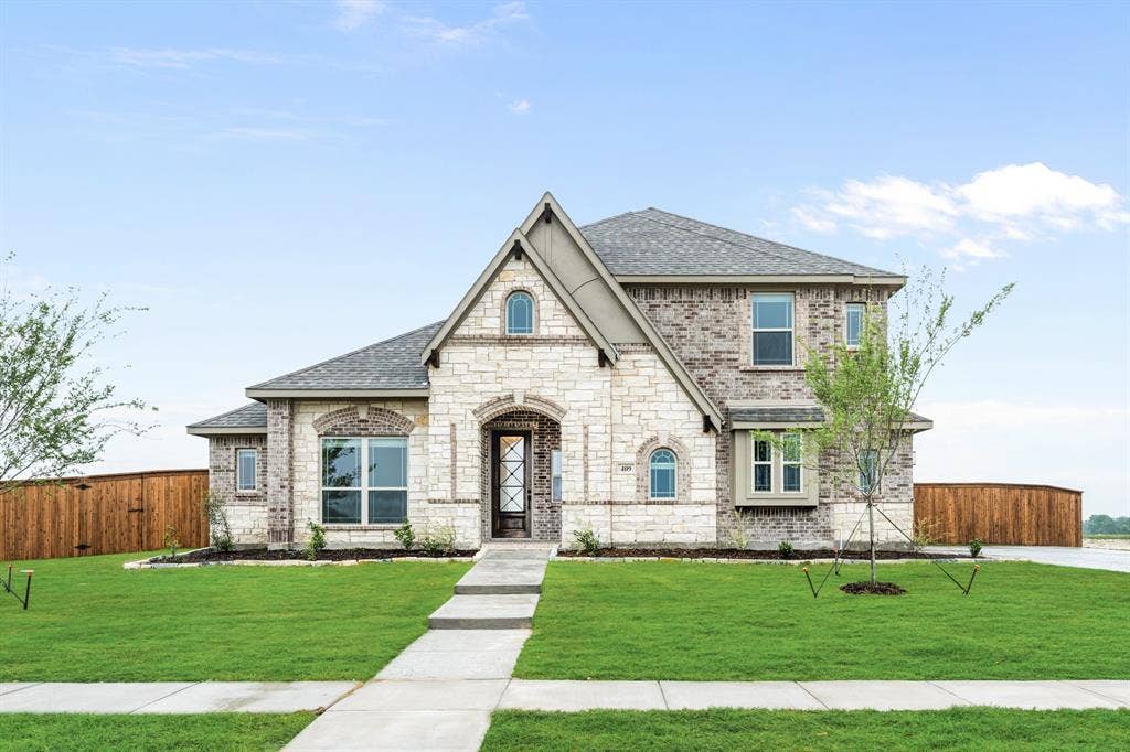 409 Loftsmoor Lane, Red Oak, TX 75154 409 Loftsmoor Lane, Red Oak, TX 75154