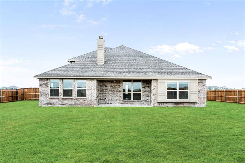 409 Loftsmoor Lane, Red Oak, TX 75154 409 Loftsmoor Lane, Red Oak, TX 75154
