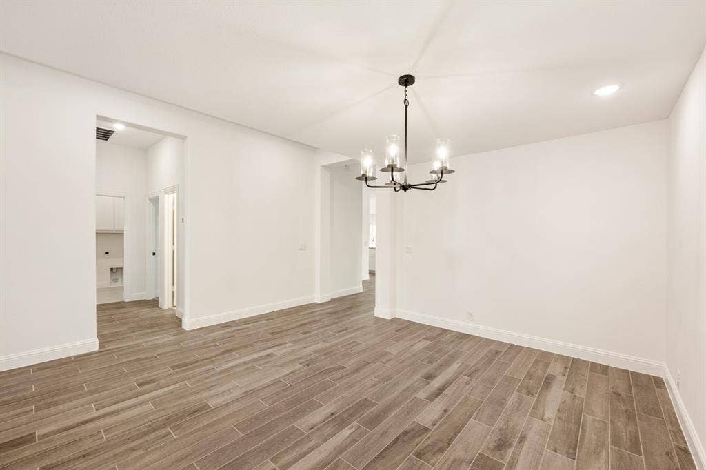 409 Loftsmoor Lane, Red Oak, TX 75154 409 Loftsmoor Lane, Red Oak, TX 75154