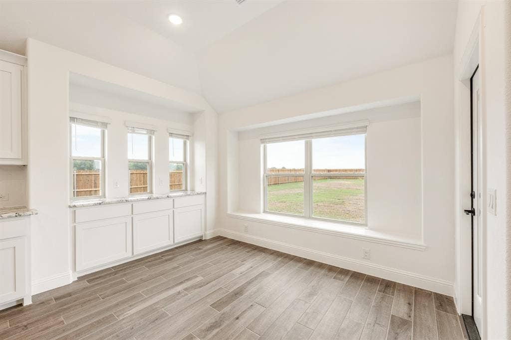 409 Loftsmoor Lane, Red Oak, TX 75154 409 Loftsmoor Lane, Red Oak, TX 75154