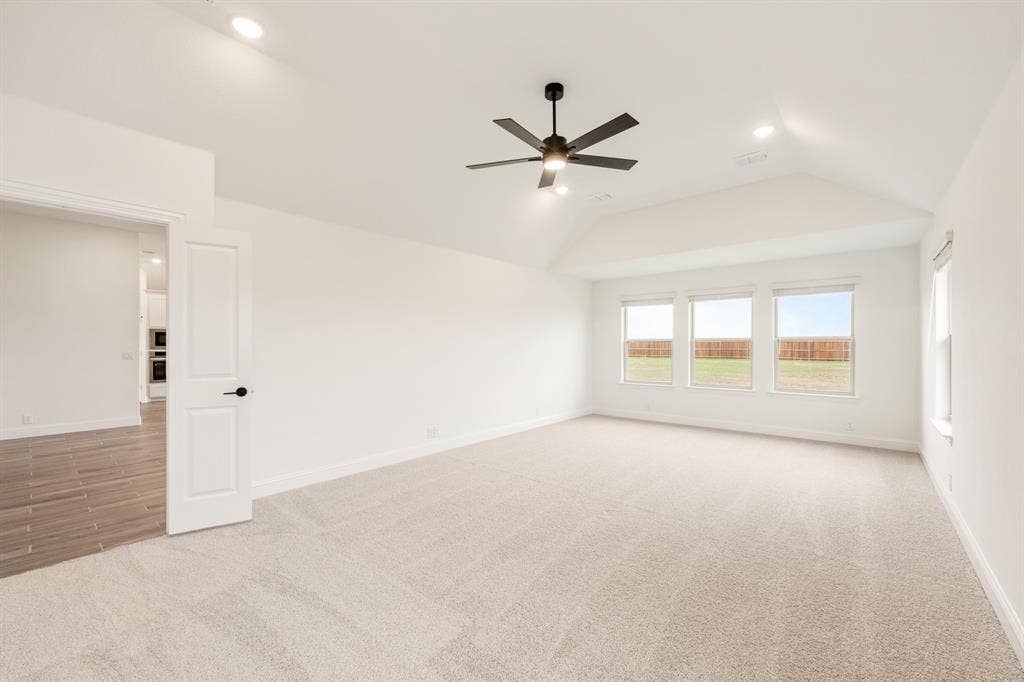 409 Loftsmoor Lane, Red Oak, TX 75154 409 Loftsmoor Lane, Red Oak, TX 75154