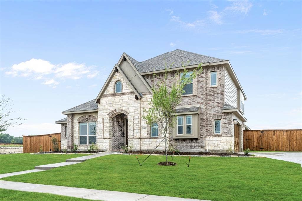 409 Loftsmoor Lane, Red Oak, TX 75154 409 Loftsmoor Lane, Red Oak, TX 75154