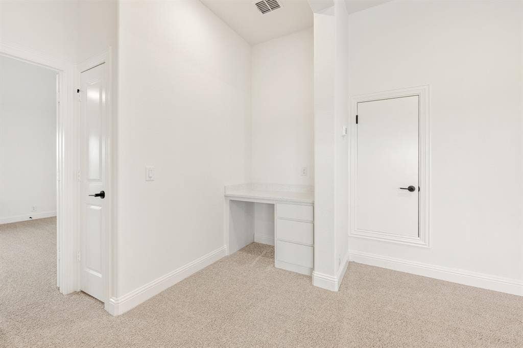 409 Loftsmoor Lane, Red Oak, TX 75154 409 Loftsmoor Lane, Red Oak, TX 75154