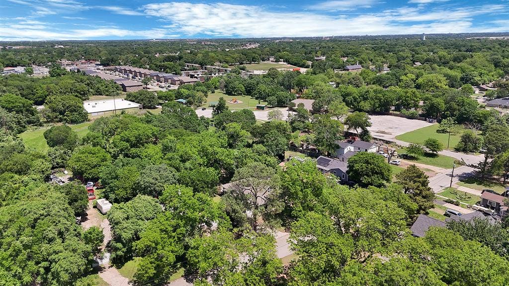 4713 Bernice Street, Haltom City, TX 76117 4713 Bernice Street, Haltom City, TX 76117