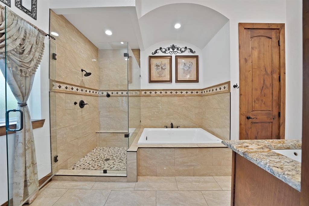 4713 Bernice Street, Haltom City, TX 76117 4713 Bernice Street, Haltom City, TX 76117