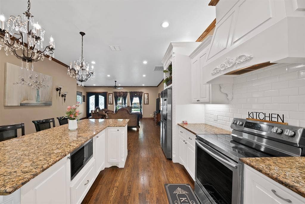 4713 Bernice Street, Haltom City, TX 76117 4713 Bernice Street, Haltom City, TX 76117