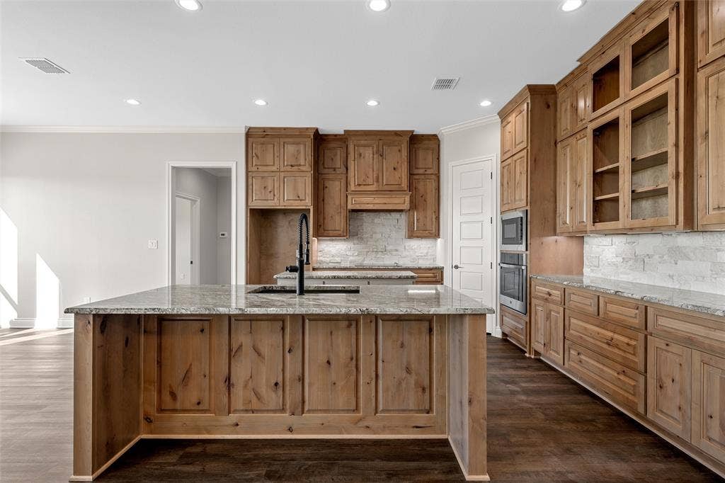 173 Willow Branch Road, McGregor, TX 76657