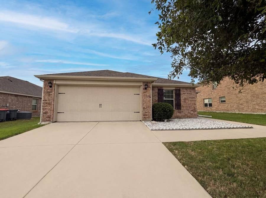 Property photo for 214 Park Avenue, Anna, TX