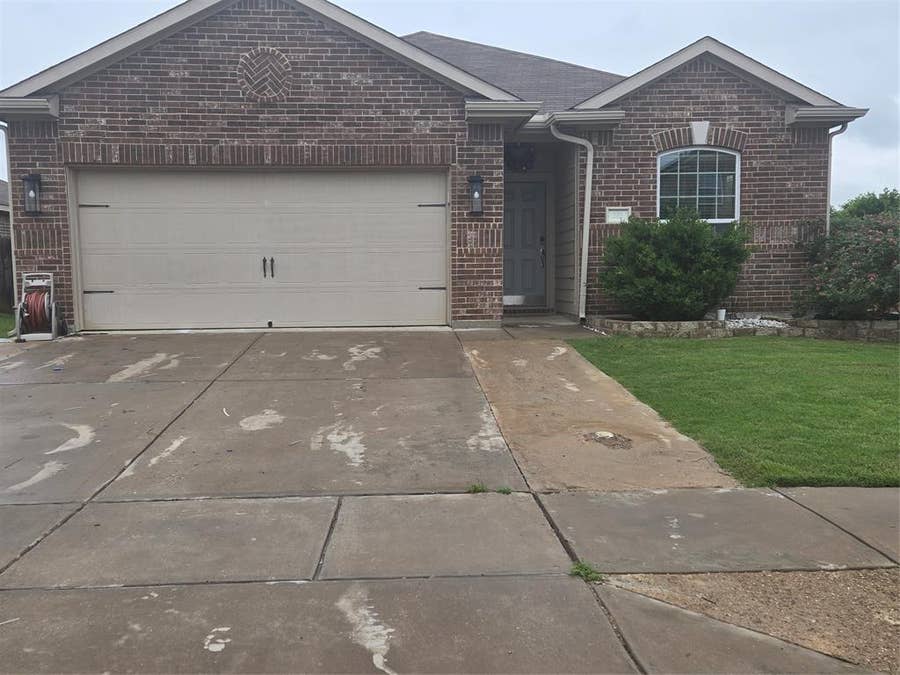 Property photo for 235 Magnolia Drive, Princeton, TX