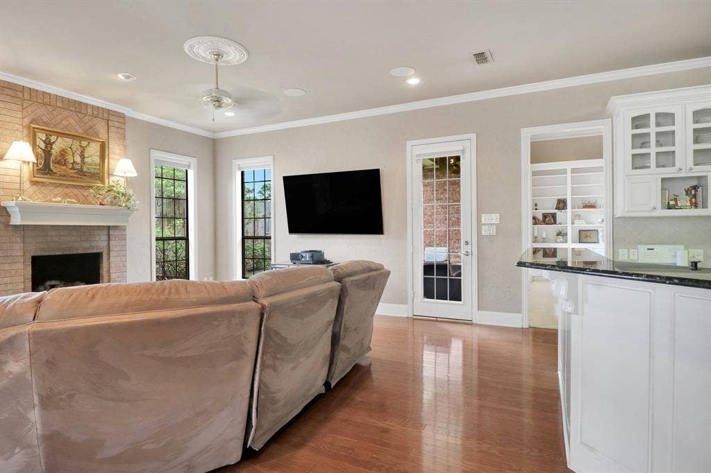 2222 Kennebunk Lane, Tyler, TX 75703 2222 Kennebunk Lane, Tyler, TX 75703