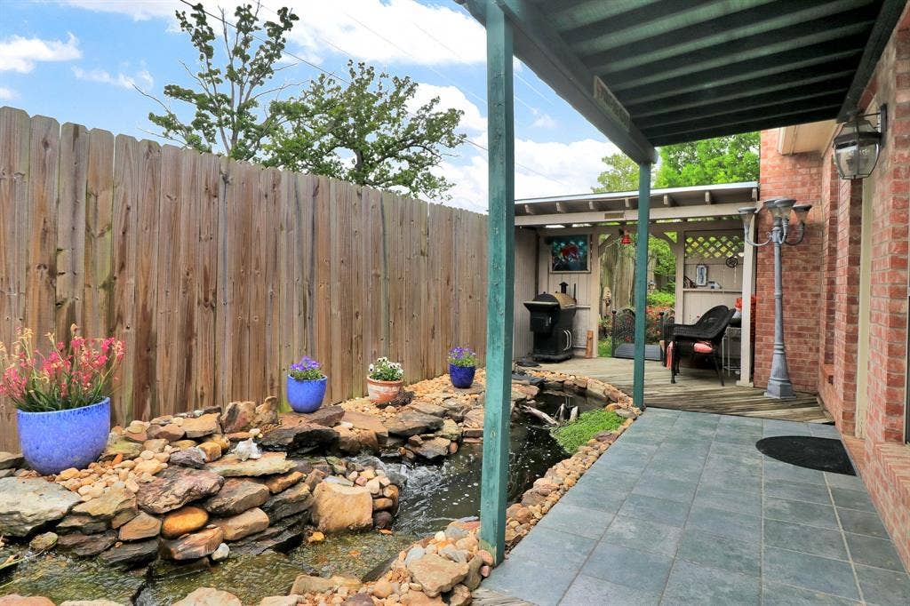 2222 Kennebunk Lane, Tyler, TX 75703 2222 Kennebunk Lane, Tyler, TX 75703