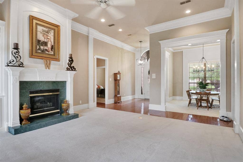 2222 Kennebunk Lane, Tyler, TX 75703 2222 Kennebunk Lane, Tyler, TX 75703