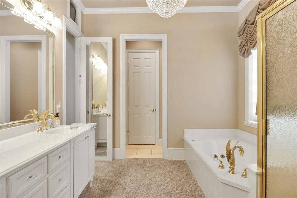 2222 Kennebunk Lane, Tyler, TX 75703 2222 Kennebunk Lane, Tyler, TX 75703