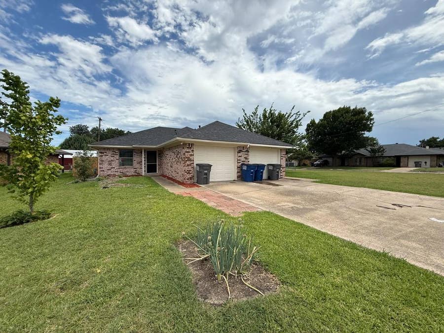 Property photo for 5413 Brookhollow Drive, Sachse, TX