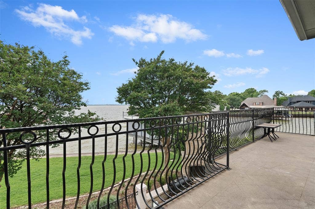 238 E Saint Andrews Drive, Mabank, TX 75156 238 E Saint Andrews Drive, Mabank, TX 75156