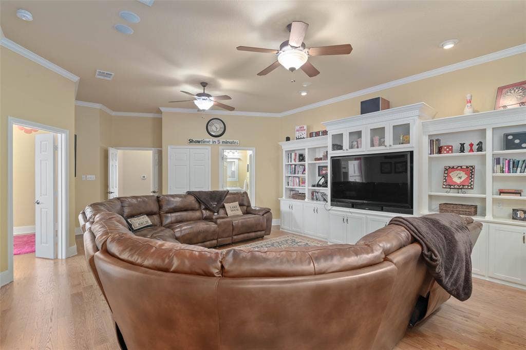 238 E Saint Andrews Drive, Mabank, TX 75156 238 E Saint Andrews Drive, Mabank, TX 75156