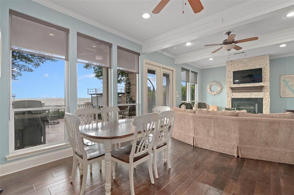 238 E Saint Andrews Drive, Mabank, TX 75156 238 E Saint Andrews Drive, Mabank, TX 75156