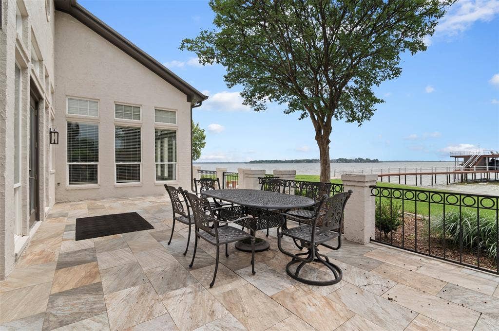 238 E Saint Andrews Drive, Mabank, TX 75156 238 E Saint Andrews Drive, Mabank, TX 75156