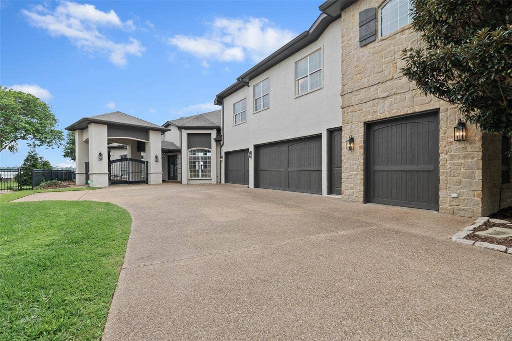 238 E Saint Andrews Drive, Mabank, TX 75156 238 E Saint Andrews Drive, Mabank, TX 75156