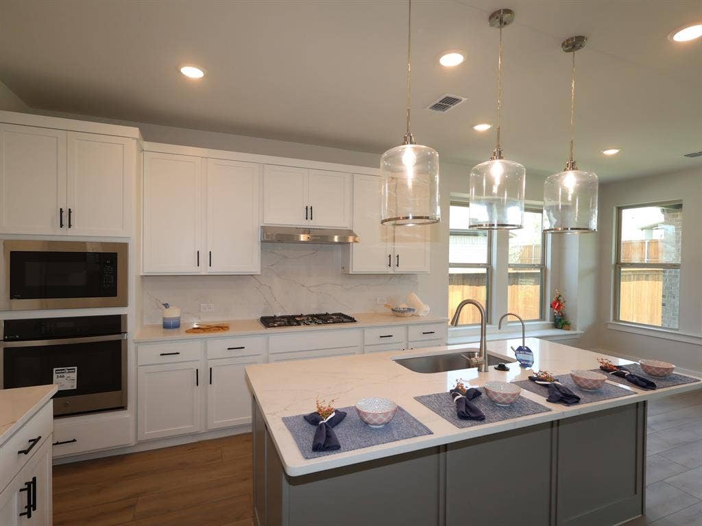 6320 Foxglove Lane, McKinney, TX 75071 6320 Foxglove Lane, McKinney, TX 75071